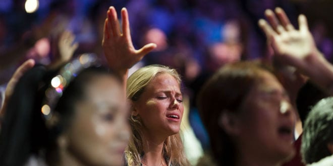 Christian Leaders Lead Tens of Thousands in Pro-Israel Event